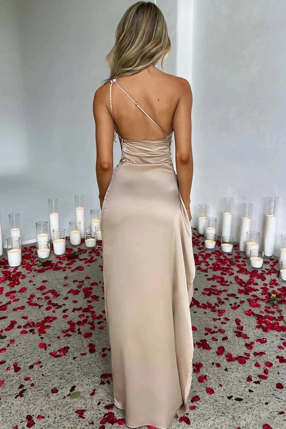Marigold | Asymmetrische maxi jurk met hoge split