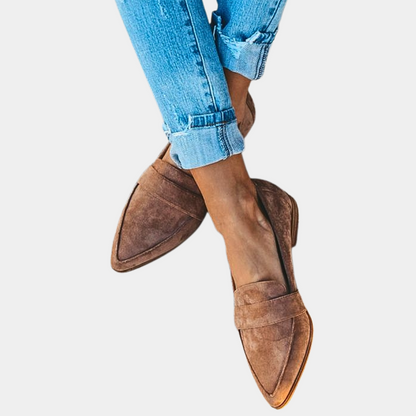 Dames loafers met ronde neus en gestikte rand