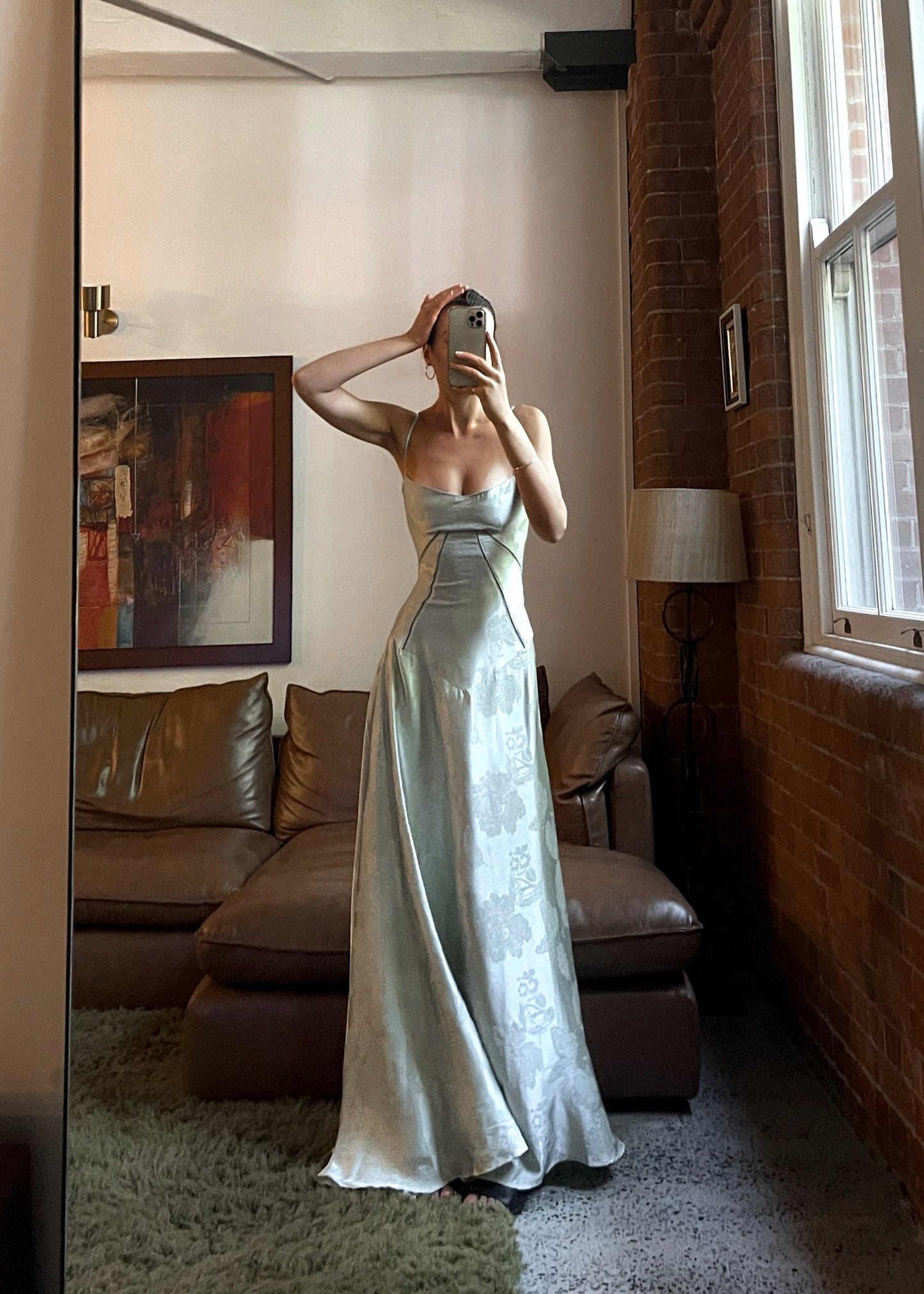 Elegante Liquid Satin Jurk voor Feestelijke Gelegenheden