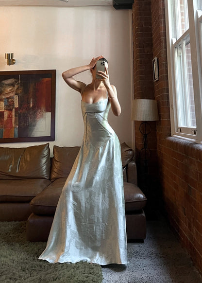 Elegante Liquid Satin Jurk voor Feestelijke Gelegenheden