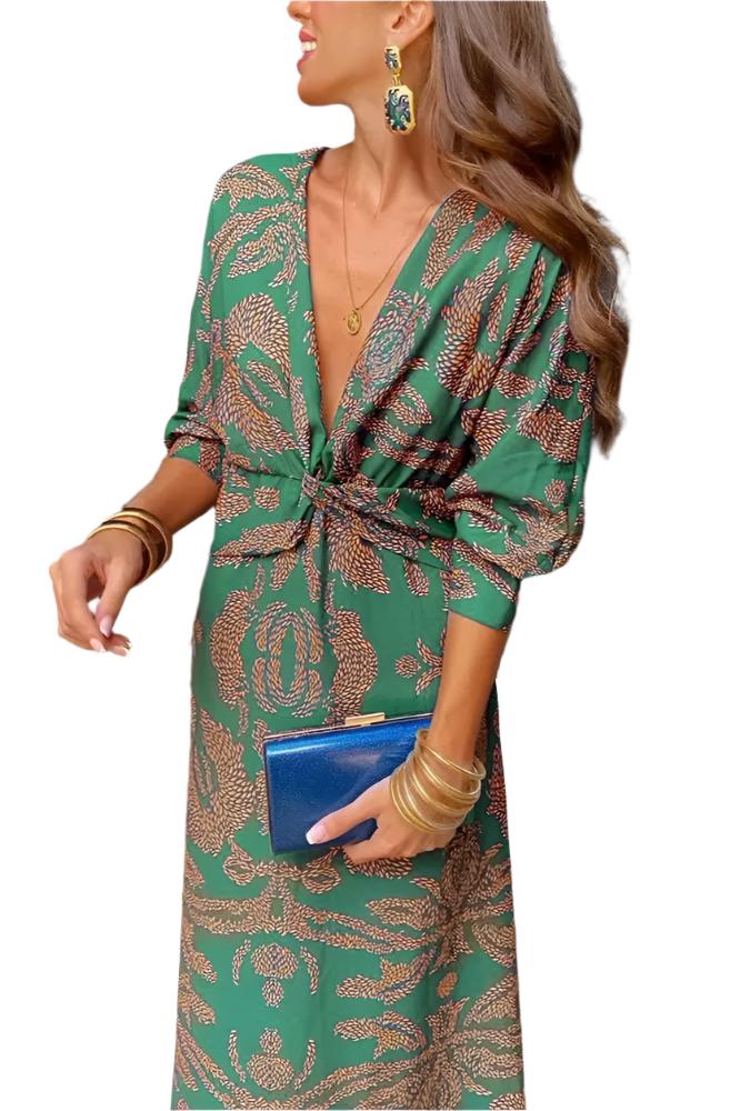 Elegante damesjurk met gedefinieerde taille en vloeiende halslijn