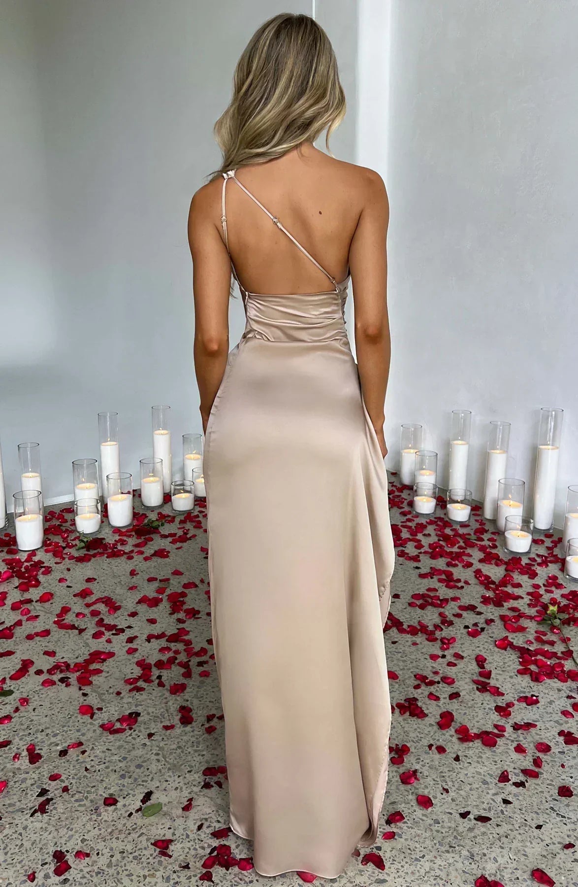 Luxe Satijnen One-Shoulder Splitjurk